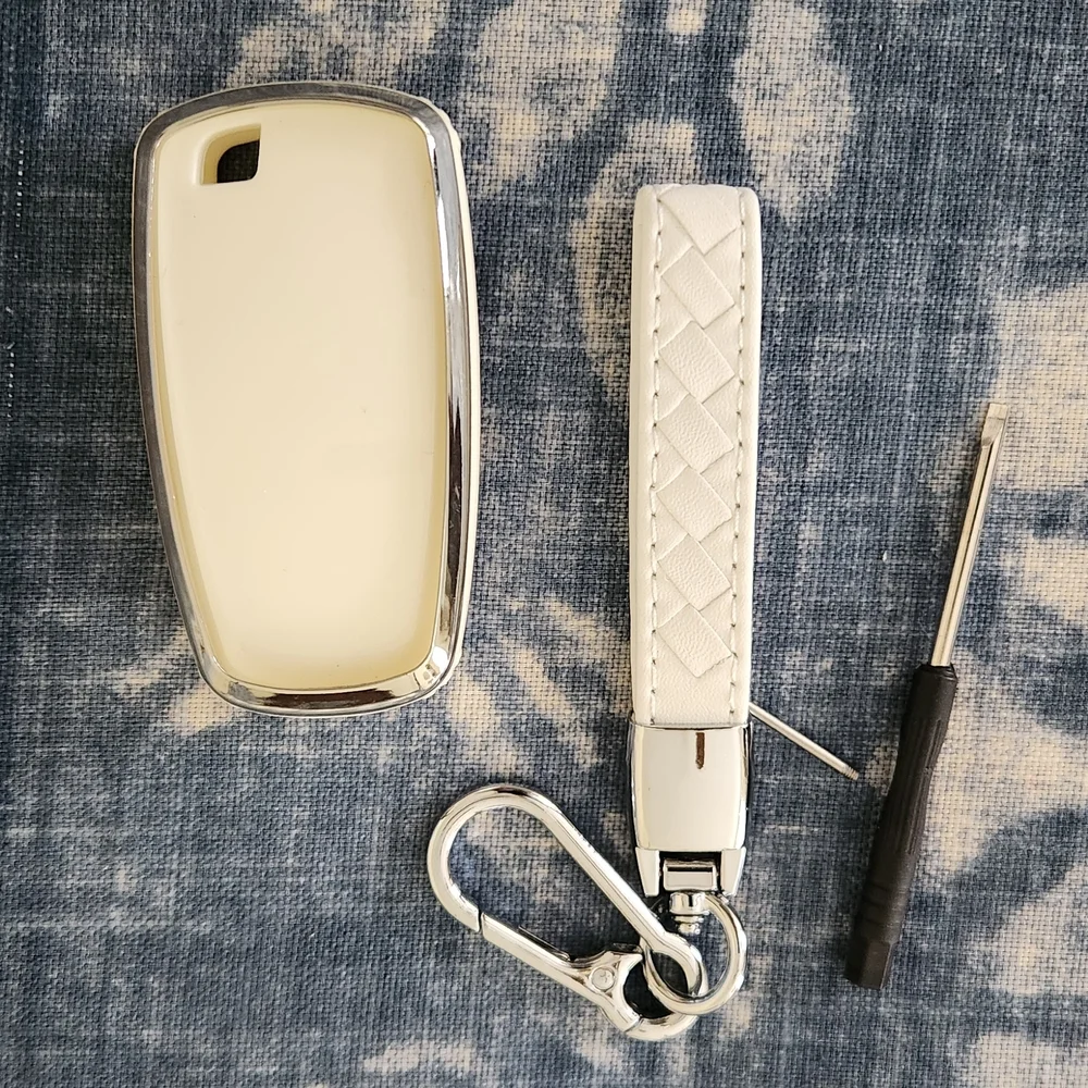 Elegant Cream Key Fob Cover with Strap For FORD Fusion, Escape, Explorer, F150
